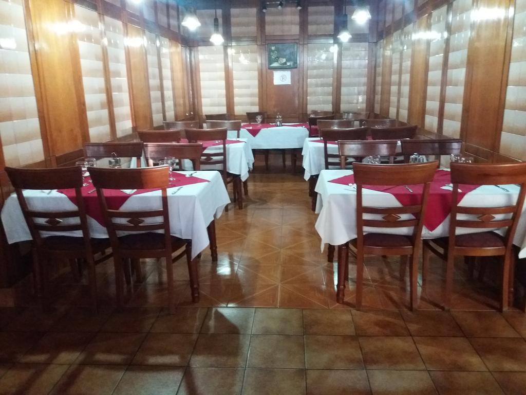 Hotel Tantzi Sinaia Bagian luar foto